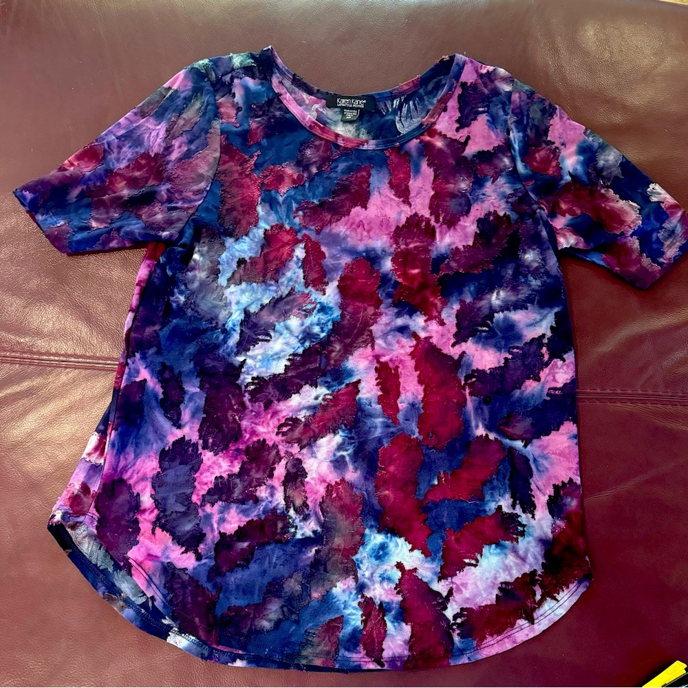 Karen Kane top. Worn only one time. Runs a bit big.